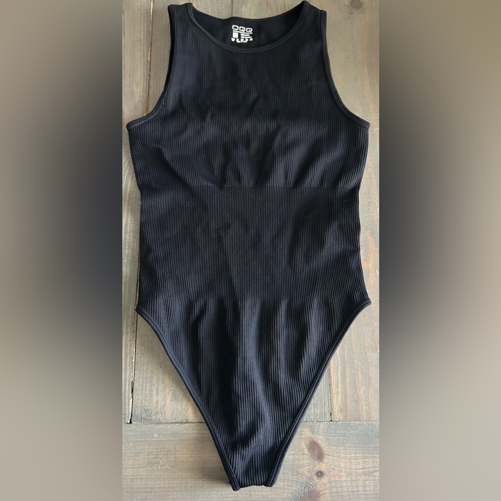 OQQ Black Ribbed Bodysuit